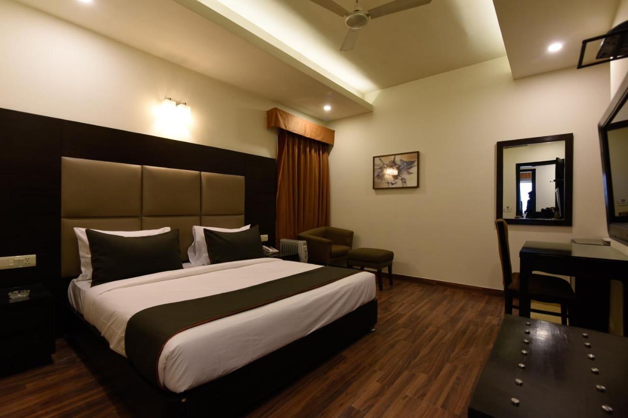 Collection O 39727 Tidel Park Hotel Pilamedu Luaran gambar